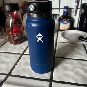 Hydro Flask Blue Water Bottle